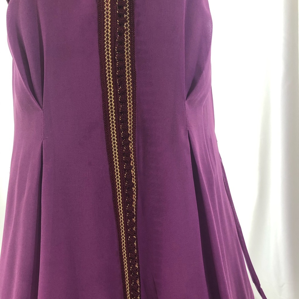 Nice dress for any occasion , hand mad with pure silk edges , it has lining on c